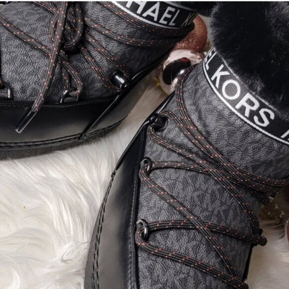 Michael Kors Zelda Monogram Snow Boots - Picture 6 of 6